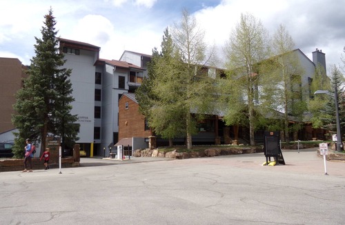 Copper Mountain Village Condo | Center Village Ski In/Out Perfectly decorated and sleeps 6 Walk to everything