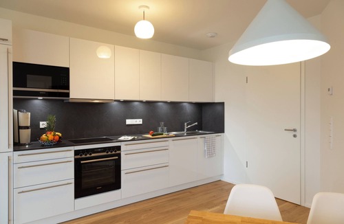 Untere Au Apartment | Central 2-room apartment with local art