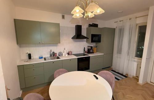 Ylamylly Apartment | Central Kauppakatu Apartment