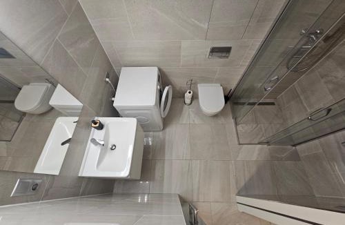 Prague 9 Apartment | Centre Design Suite O2 Arena - Parking - large glass balcony - big TV - Coffee, 24-7 Self Check-in