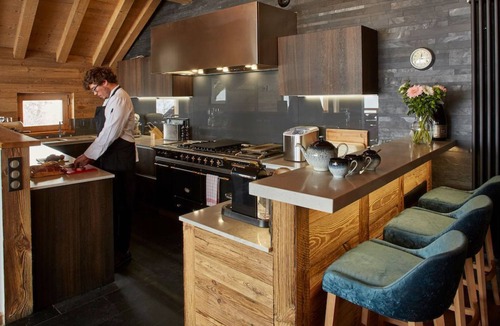 Les Allues Ski Chalet | Chalet Époustouflant au Calme avec Vue Imprenable!