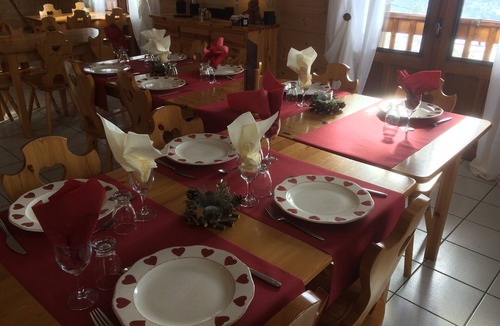 Feissons-sur-Salins Cottage | CHALET DE LA YODINE - GITE 27 PERSONS IN SAVOIE - TARENTAISE VANOISE bedroom 7