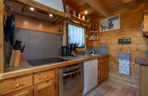 Argentiere Ski Chalet | Chalet Family | Center | View | Hikes | Parking
