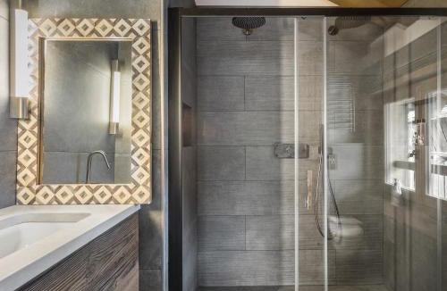Le Raffort Ski Chalet | Chalet moderne à Méribel, 5 chambres, jacuzzi, proche télécabine - FR-1-566-14