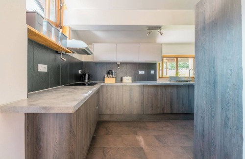 Argentiere Ski Chalet | Chalet Whitmoore Argentière - Walk to Grands Montets Sleeps 7, Argentière (Chamonix), France