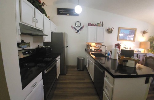 Village Seven House | Charming 2-bedroom townhome with WiFi and AC in lovely Colorado Springs