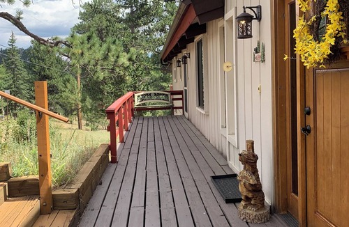 Estes Park House | Charming 3-bedroom house in Estes Park-close to Downtown and RMNP #3288