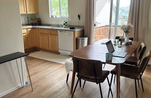 Longmont House | Charming 3-bedroom house in great area of Longmont. 15 min to Boulder.