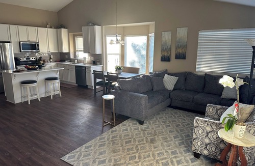 Vista Ridge House | Charming 4 bed home boasts outdoor living, custom basement & much more!