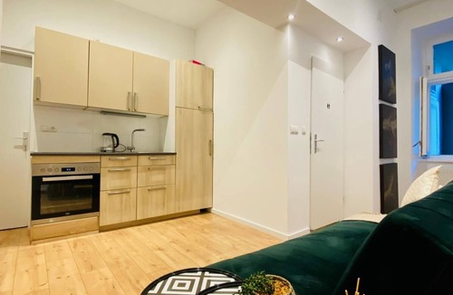 Ottakring Apartment | Charming 4 Bedroom Apartment Ottakring