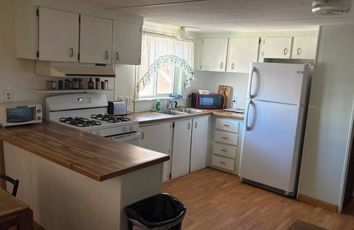 Walden House | Charming 4-bedroom mobile home in Walden perfect for families