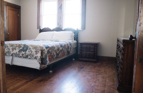 Marienthal House | Charming 5-bedroom farmhouse with AC, WiFi in peaceful Marienthal