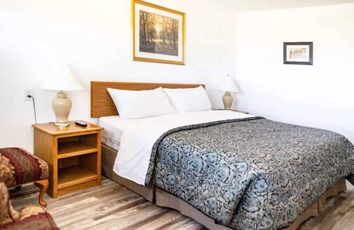 Delta Hotel | Charming boutique hotel, nestled on 20 acres alongside the picturesque Gunnison River! Whether you're here for fishing, wine tasting, or any adventure you have in mind, our hotel provides the perfect and inviting basecamp for your memorable stay.