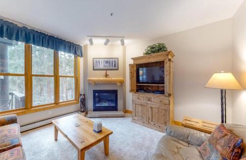 Keystone Apartment | Charming Condo Nestled In The East Keystone Resort Neighborhood, Shuttle To Ski Slopes, Outdoor Pool And Hot Tub