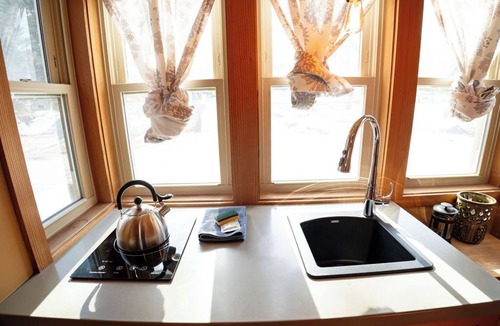 Lyons Resort | Charming Couples’ Escape – The Rusty Aspen Tiny Home in Lyons, CO