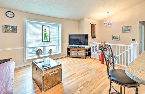 Seven Hills House | Charming Family Home ~ 17 Mi to Dtwn Denver!