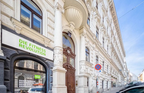 Mariahilf Apartment | Charming Mariahilf 2BR w/Elevator, nr Mariahilfer Strasse, by Blueground