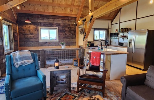 Guffey House | Charming mountain barndominium on 44 acres! Views, beautiful barndominium!