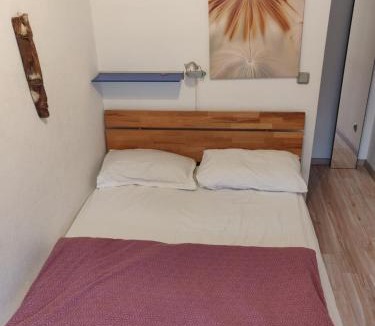 Neuhausen House | Charming Room in a Central Location with perfect Connectivity