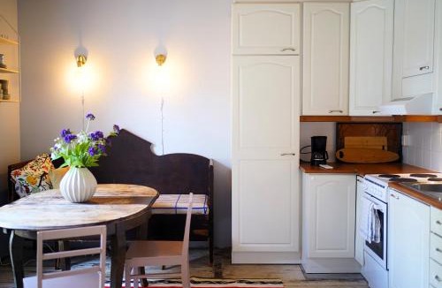 Vaasa Apartment | Charming wooden house apartment in Vaasa