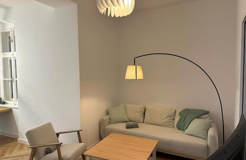 Mariahilf Apartment | Chic courtyard City Apartment in Prime Location