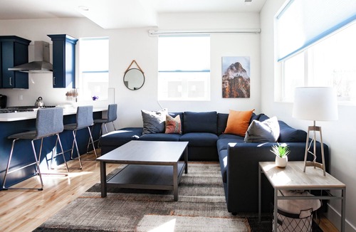 Grand Junction House | Chic Indigo Digs : 3 BR,Cool Kitchen, Zen Patio!