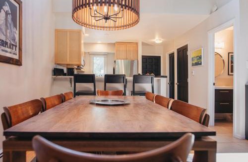 Intermountain House | 'Chillside Chalet' Modern West Vail Townhouse!