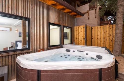 Solar Ranch Resort | Chipeta Lodge