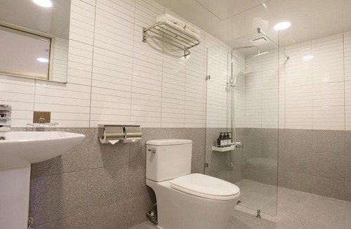 Chuncheon Hotel | Chuncheon Pine Tree Hotel