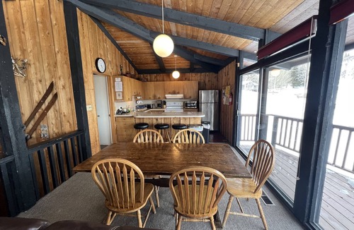 Snowmass Village Ski Chalet | Classic Chalet on free shuttle route-fireplace, hot tub and sauna. 5 Bedrooms