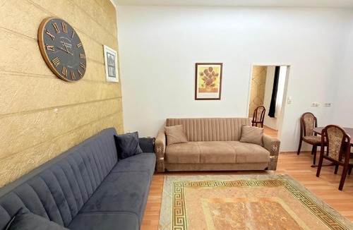 Rudolfsheim-Funfhaus Apartment | Classic Vienna Residence