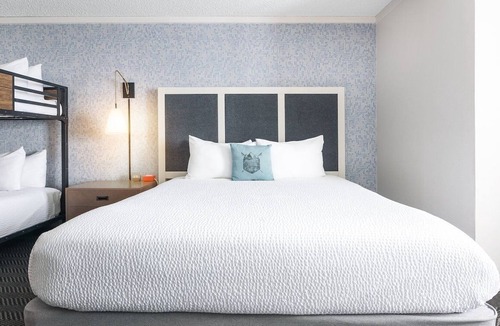 Steamboat Springs Hotel | Close to Steamboat Ski Resort! Heated Pool, Ski-to-door Access, Pets Allowed