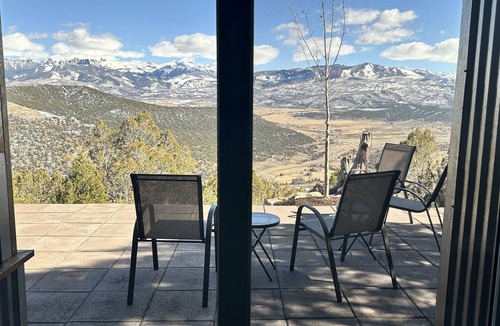 Loghill Village House | Close to Telluride! Discounted! Sits proudly 8,000ft above Ridgway & Ouray