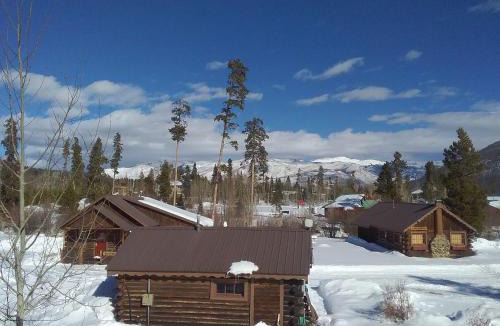 Grand Lake Resort | Colorado Cabin Adventures