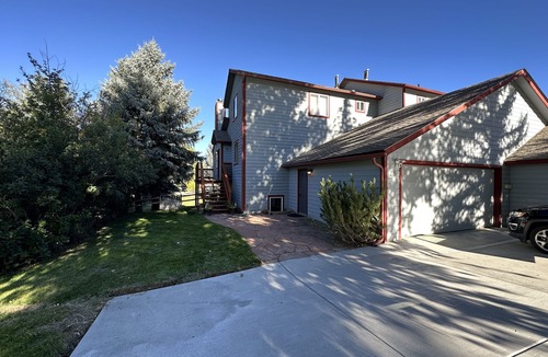 Edwards House | Colorado Mountain Getaway - NEWLY RENOVATED