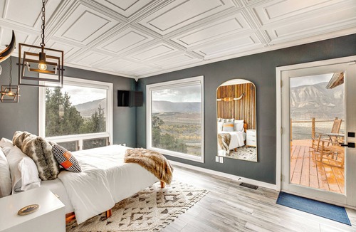 Battlement Mesa Cabin | Colorado River Getaway in Parachute: Dogs Welcome!