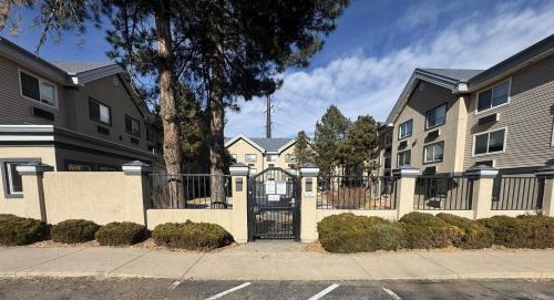 Denver West Hotel | Comfort Inn & Suites Golden - Denver West