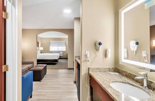 Lakewood Hotel | Comfort Suites Lakewood - Denver