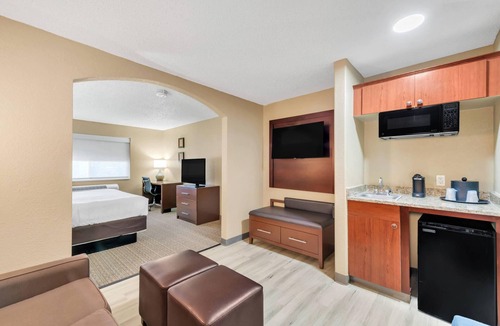 Lakewood Hotel | Comfort Suites Lakewood - Denver
