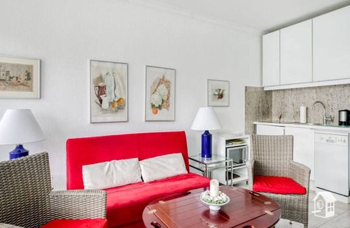 Niendorf Apartment | Comfortable 2-room apartment near the subway in a quiet location
