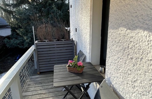Rangsdorf Apartment | ⭐️⭐️⭐️⭐️ Comfortable apartment with a wallbox for electric cars + air conditioning
