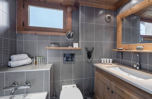 Le Praz Ski Chalet | Comfortable chalet with sauna in Courchevel Le Praz, near lifts