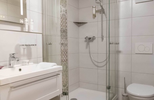 Heidenheim Apartment | Comfortable double room in a central location on the market square in Heidenheim