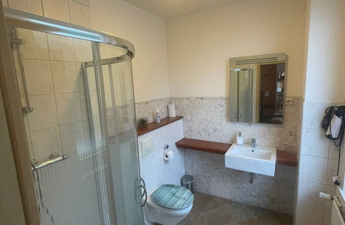 Sieseby Bed & Breakfast | Comfortable double rooms directly on the Schleibrücke bridge