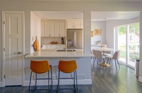 Glenwood Grove - North Iris House | Comfy Cute Condo - entire home