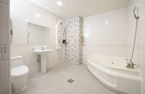 Donghae Hotel | Cosmos Hotel