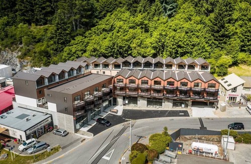 Queenstown Apartment | Cosy 1 Bedroom Apartment 10 minutes to Queenstown