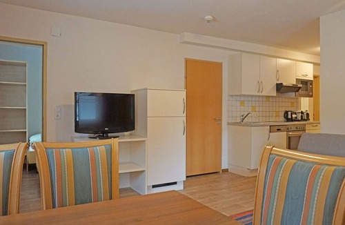 Mathon Apartment | Cosy apartment for 4 guests with WIFI, TV, balcony, pets allowed and panoramic view