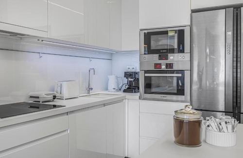 Prague 9 Apartment | Cosy large apartment, 2 bedrooms, 2x Free Parking, PVA EXPO Prague