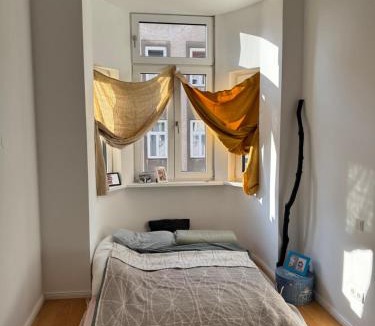 Funfhaus Apartment | cosy nice and urban Fünfhaus hideaway near U4 & U6